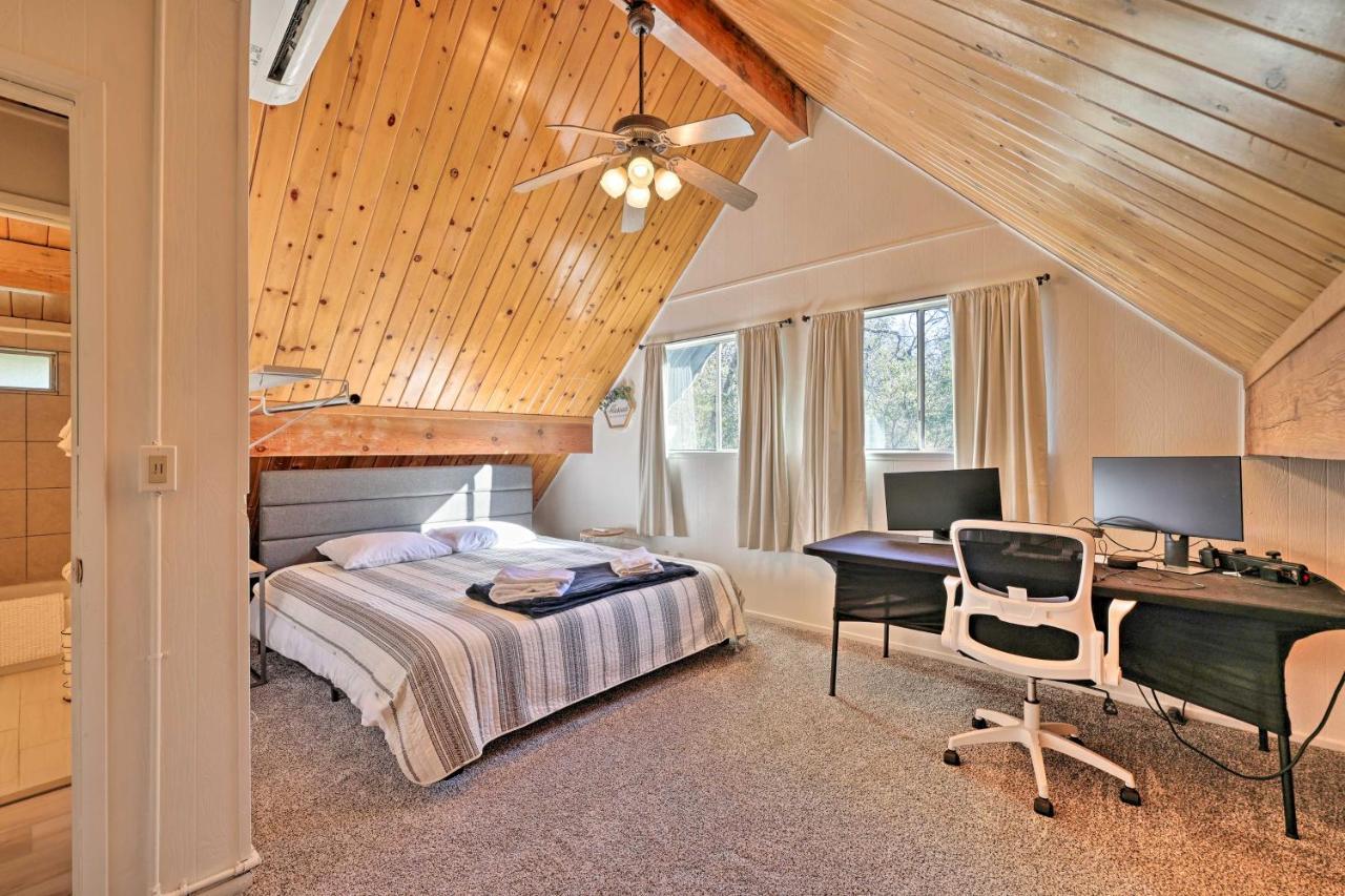 Pine Mountain Lake Vacation Rental With Deck Groveland Luaran gambar